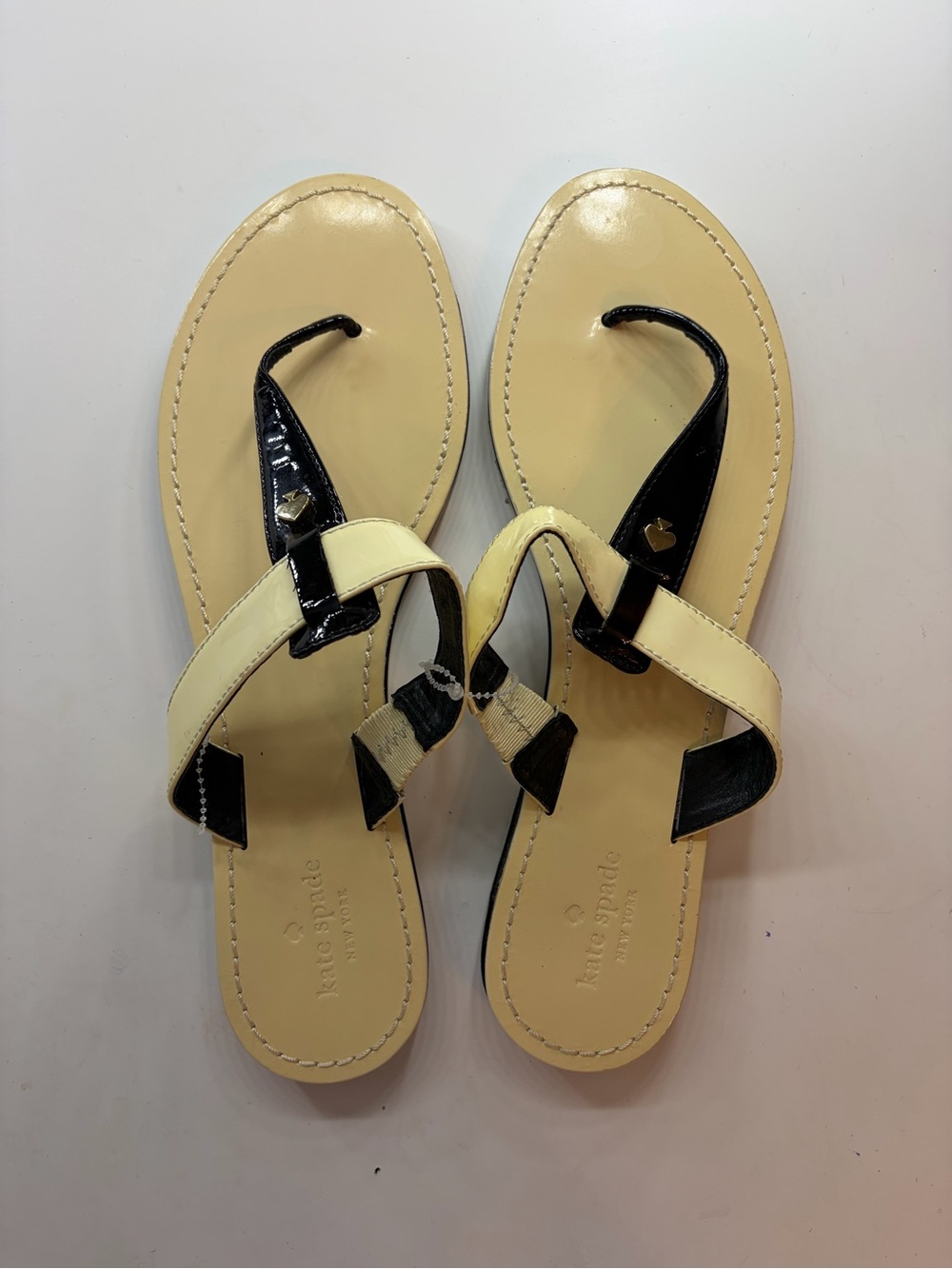 Kate Spade - Black and Cream Leather Cross-Strap Thong Sandals